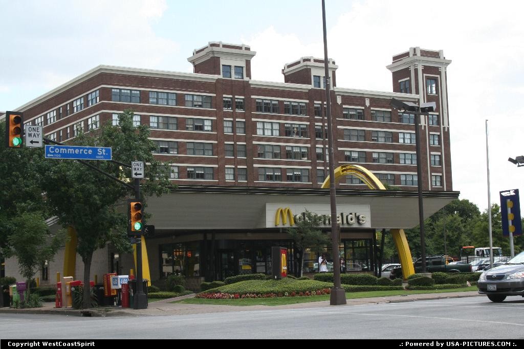 Picture by WestCoastSpirit: Dallas Texas   fast food, arches
