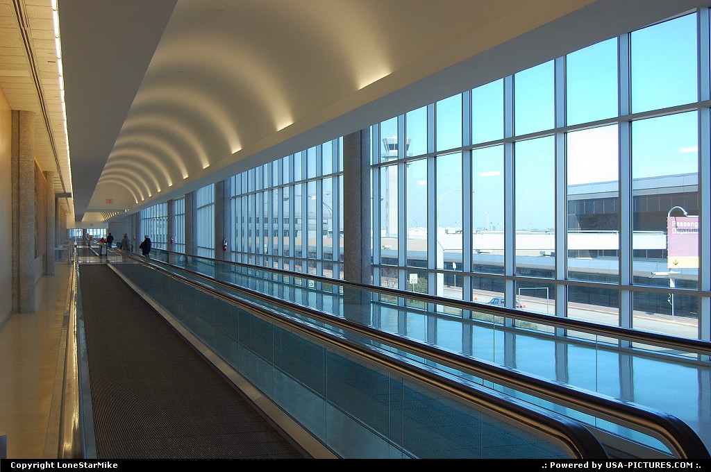 Picture by LoneStarMike: Dallas Texas   airport, terminal