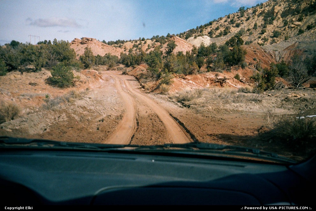 Picture by elki:  Utah   off road