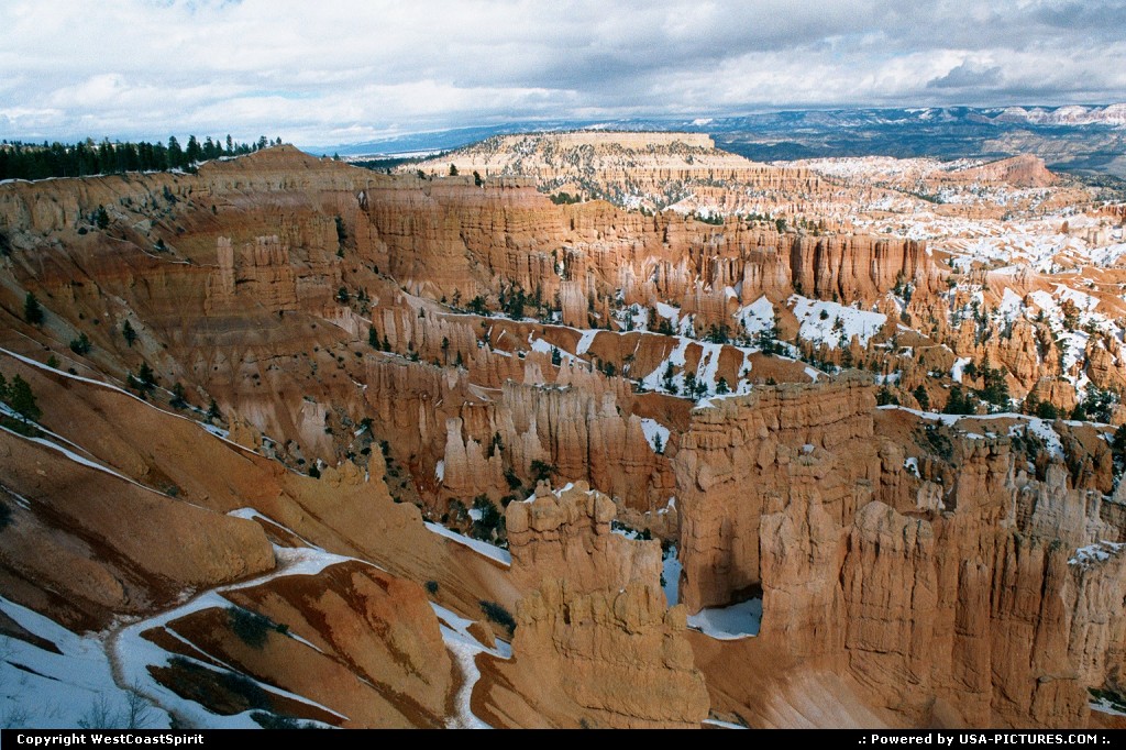 Picture by WestCoastSpirit:  Utah Bryce Canyon  snow, park, hike