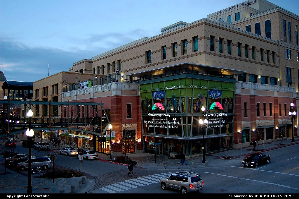 Picture by LoneStarMike: Salt Lake City Utah   retail, downtown,