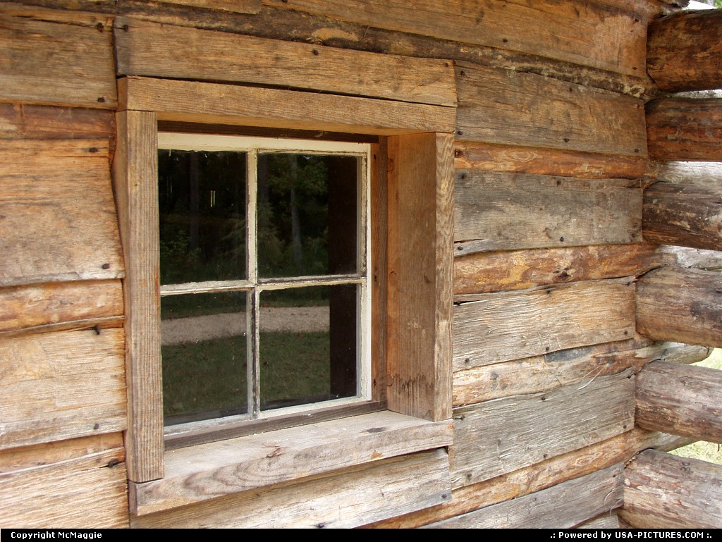 Picture by McMaggie: Williamsburg Virginia   window, log cabin, cabin, historic building, Jackson House, Freedom Park, free black settlement, black history, historic building, James City County, Williamsburg, Virginia, parks