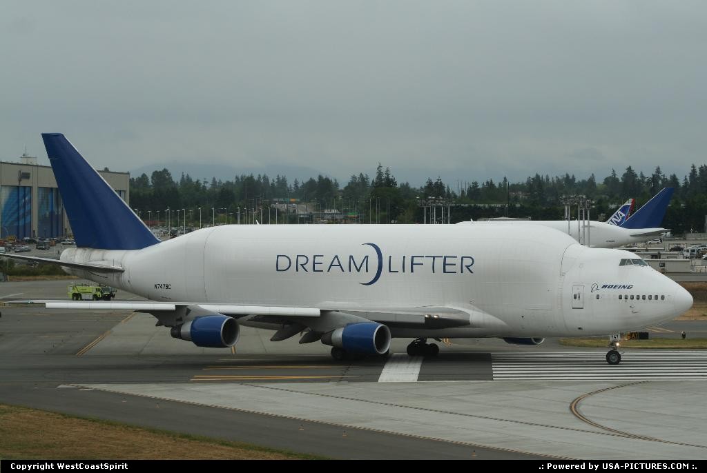 Picture by WestCoastSpirit: Everett Washington   dreamlifter, 787, dreamliner, boeing, PAE