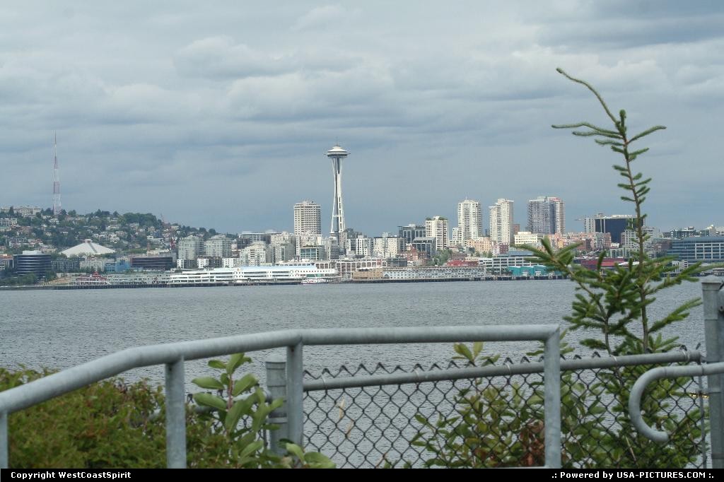 Picture by WestCoastSpirit: Seattle Washington   bay, space, skyline