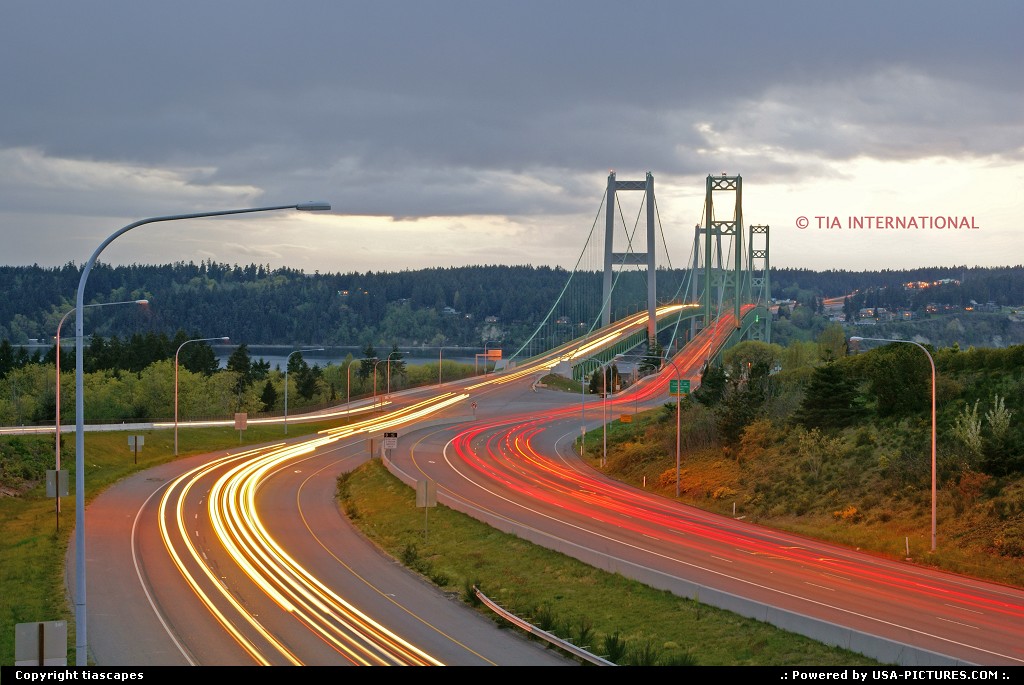 Picture by tiascapes: Tacoma Washington   Tacoma Narrows Bridge, Tacoma, Washington, light streams, light trails