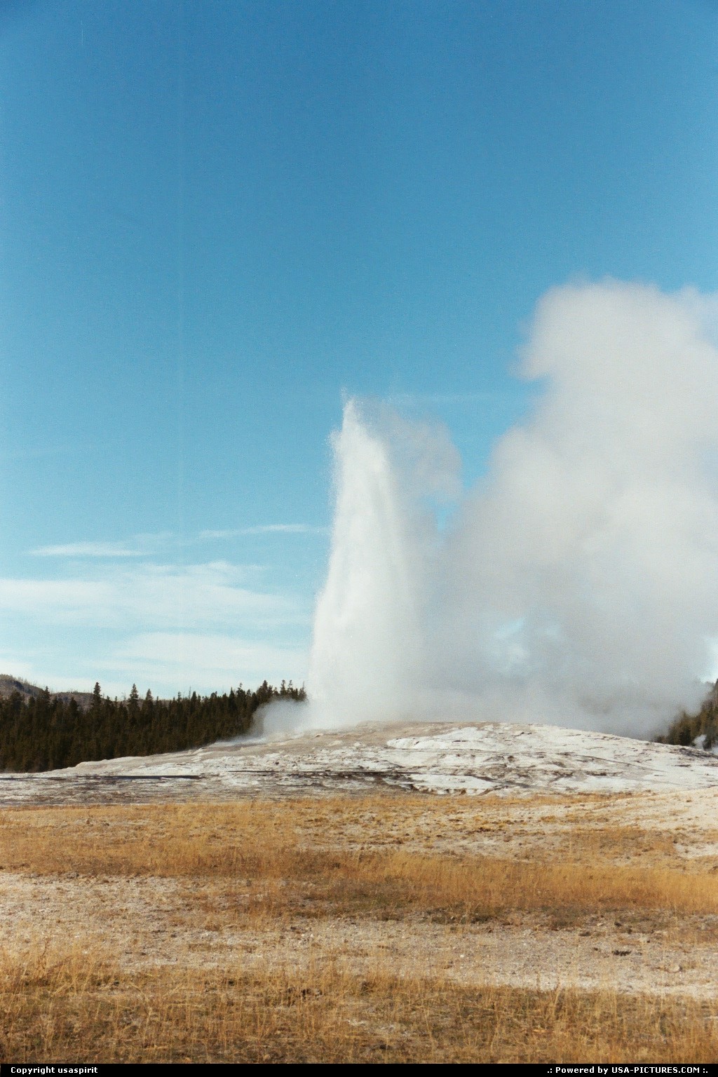 Picture by usaspirit:  Wyoming Yellowstone Old Faithful  Yellowstone, Old Faithful 
